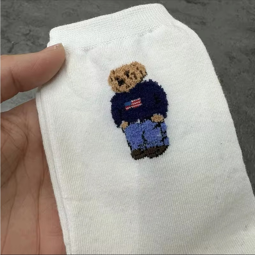 Bear Crew Socks white